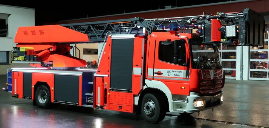 Drehleiter mit Korb DL(A)K 23 / 12 L32A-XS 3.0