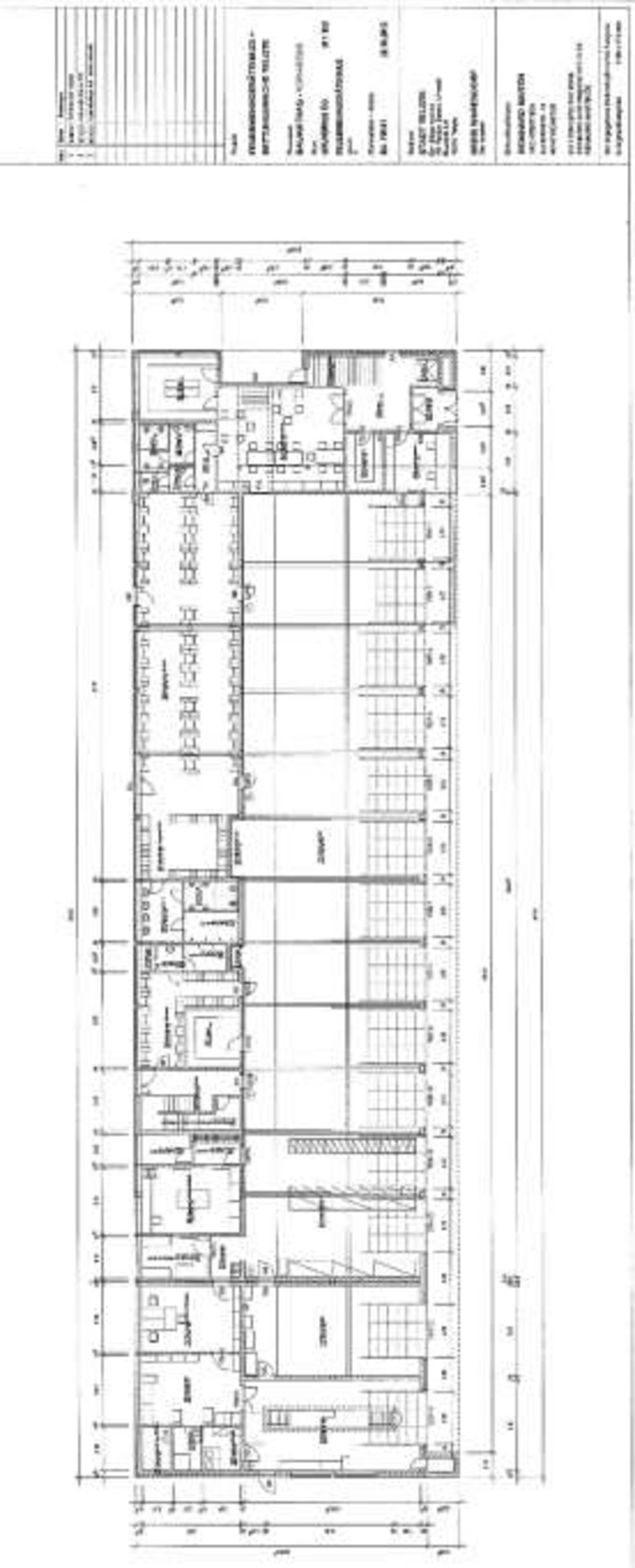 Beim ersten Spatenstich, Wachleiter Frank Haske, Architekt Reinhard Martin, Wehrführer Alfons Huesmann, Landrat Dr. Olaf Gericke und Bürgermeister Wolfgang Pieper.